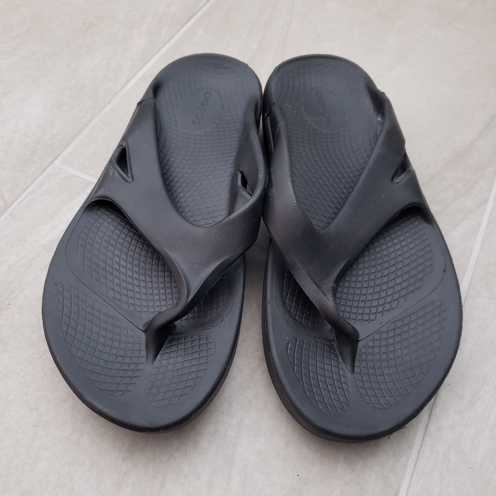 NWOT OOFOS Ooriginal Unisex Recovery Sandals Flip Flops - Picture 9 of 9